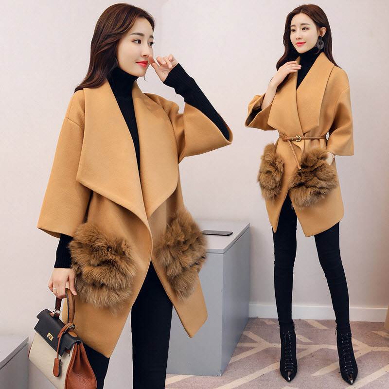 ウールコート アウター レディース ボリューム 襟付き 七分袖 フェイクファー ポケット ビッグファー ロングコート ミディアム丈 ロングカーディガン 袖あり 羽織り 可愛い 大人 上品 個性的 通勤 通学 OL 普段使い 着回し 普段着 きれいめ 秋 冬 キャメ 韓国 オルチャン