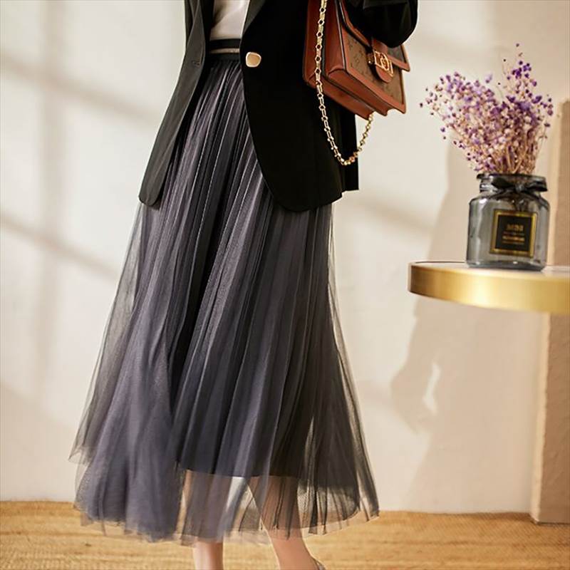 樂天商城 - レディース チュール スカート ボトムス プリーツ ミモレ丈 ロング ビジュー風 ラメライン メッシュ 透け感 シアー ウエストゴム 伸縮性 体型 カバー シンプル フェミニン きれいめ 上品 シック 大人 可愛い おしゃれ 普段使い 通勤 通学 デート お出 韓国 オルチャン