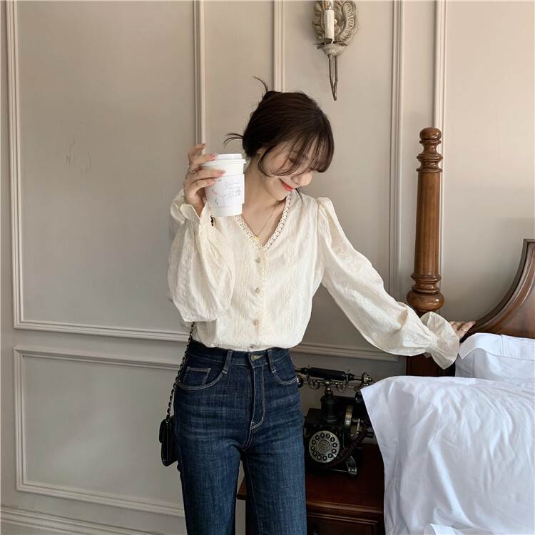 トップス シャツ レディース 夏 カジュアル 普段着 爽やか マザーズ 婦人服 文学 刺繍 ネック ライン 刺繍 半袖 Tシャツ 女性 ソリッドカラー ラン タンス リーブ Tシャツ ベビー ドール 女性