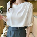 半袖サテンブラウス トップス ブラウス 袖あり 半袖 パフスリーブ シフォン 大人可愛い きれいめ シンプル カジュアル 大人 おしゃれ お洒落 大人可愛い 大人女子 ラブリー キュート