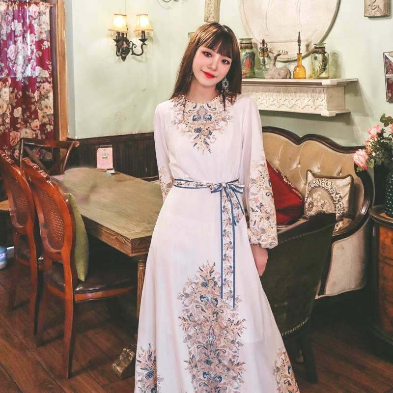 乐天商城 - エスニックロングワンピース ワンピース フレアワンピース ロング ロング丈 マキシ マキシ丈 袖あり 長袖 ラウンドネック フレア リボン ウエストマーク かわいい 大人可愛い 大人 おしゃれ お洒落 レトロ エスニック エキゾチック 大人可愛い 大人女子 こなれ感