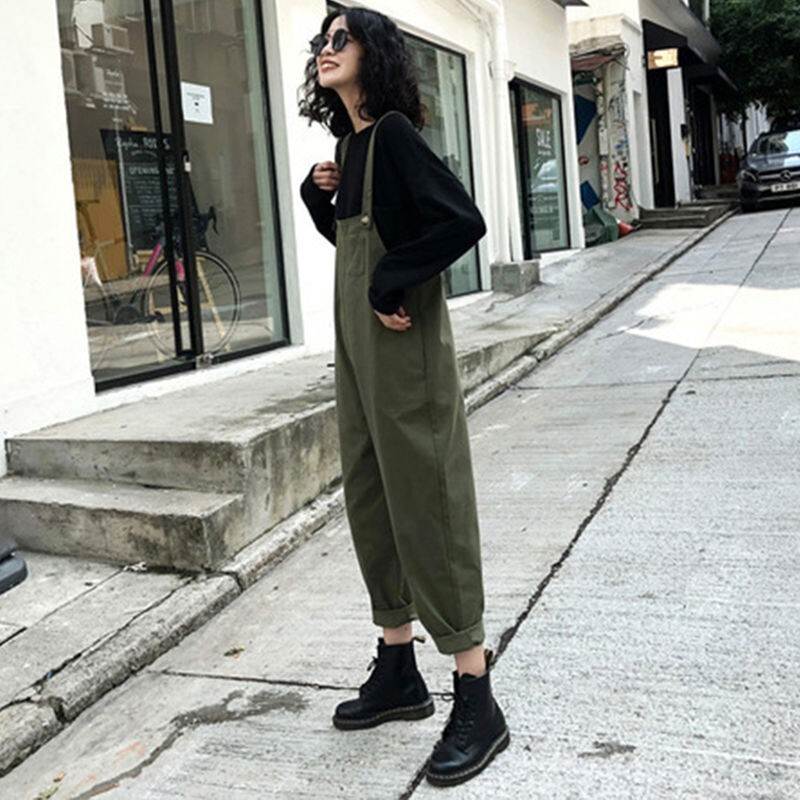 サロペット パンツ ズボン 9分丈 九分丈 オーバーオール ボトムス ストレート 袖なし ハイウエスト 無地 シンプル ポケット ボタン ストレートレッグ ゆったり ゆる ルーズ 重ね着 レイヤード コーデ 韓国 オルチャン カジュアル 大人可愛い かわいい 可愛い 大人女子