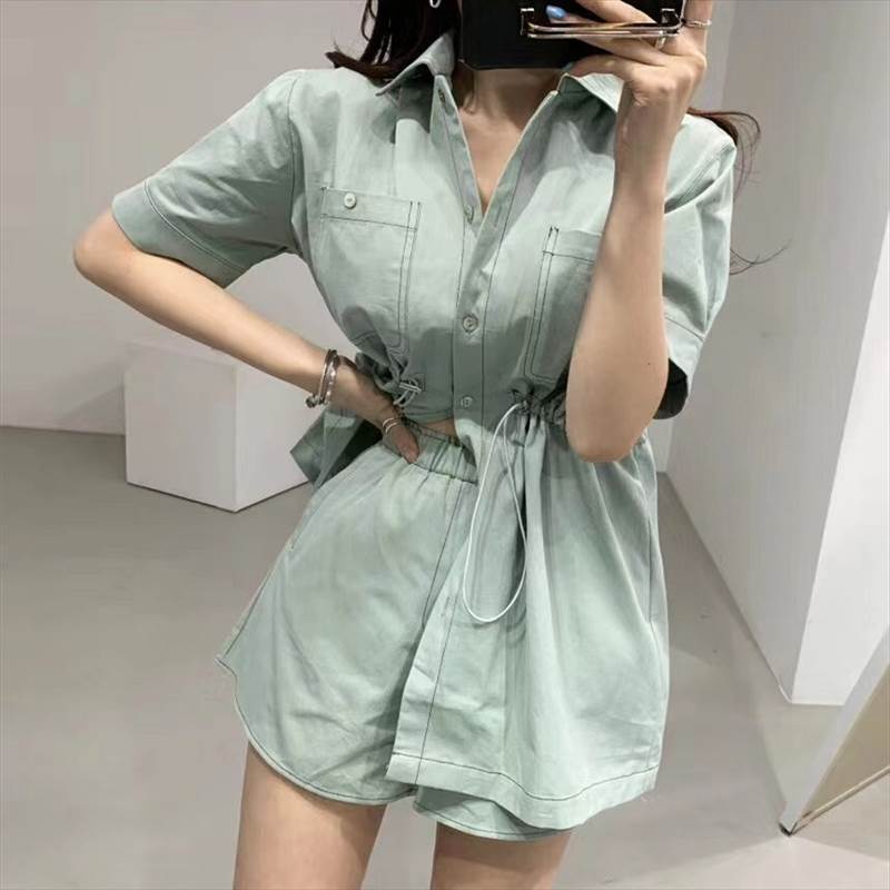 樂天商城 - ステッチシャツ ショートパンツ ワンピース セットアップ シャツ ショートパンツ ワンピドレス ショート ショート丈 袖あり 半袖 襟付き ウエストマーク ハイウエスト 前開き 綿 上下セット 2点セット ツーピース かわいい 大人可愛い シンプル カジュアル 大人