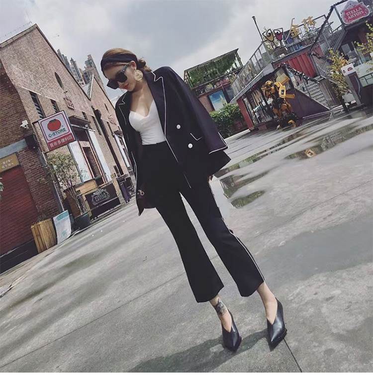 パイピングスーツ セットアップ ジャケット スーツ 袖あり 長袖 Vネック 襟付き 前開き 上下セット 2点セット ツーピース かわいい 大人可愛い きれいめ シンプル カジュアル おしゃれ お洒落 大人可愛い 大人女子 こなれ感 マニッシュ クール 主役級 存在感 フォーマル