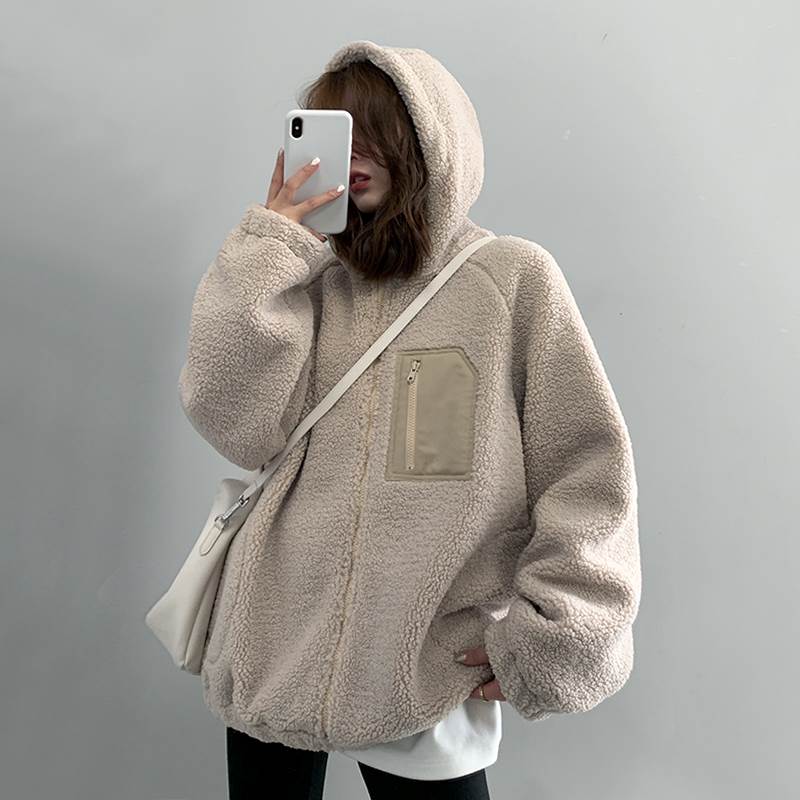アウター ボア ジャケット コート もこもこアウター ボアブルゾン ミディアム丈 袖あり 長袖 襟なし もこもこ モコモコ ふわふわ フード付き ファスナー ポケット 前開き 厚手 かわいい 大人可愛い シンプル カジュアル 大人 おしゃれ お洒落 大人女子 こなれ感 ルーズ