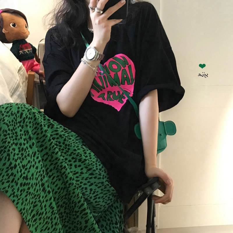 大きいサイズ セットアップ Tシャツ レオパード柄 スカート 上下セット 2点セット トップス ボトムス ロングスカート 膝下 ミモレ ミモレ丈 袖あり 半袖 ラウンドネック Aライン ハイウエスト ツーピース かわいい 大人可愛い カジュアル おしゃれ お洒落 ルーズ 個性的