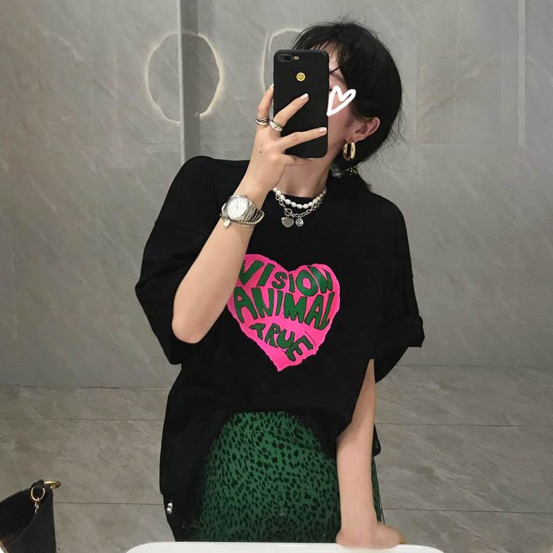 大きいサイズ セットアップ Tシャツ レオパード柄 スカート 上下セット 2点セット トップス ボトムス ロングスカート 膝下 ミモレ ミモレ丈 袖あり 半袖 ラウンドネック Aライン ハイウエスト ツーピース かわいい 大人可愛い カジュアル おしゃれ お洒落 ルーズ 個性的