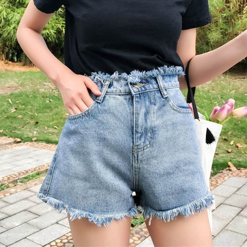 Short Pants - 切りっぱなし ハイウエスト デニム ショートパンツ ボトムス パンツ ズボン ショート ショート丈 ワイド Aライン ファスナー ポケット ブルーデニム カラーデニム かわいい 大人可愛い シンプル カジュアル 大人 おしゃれ お洒落 こなれ感 無地 春 夏 秋 冬 10代 20代