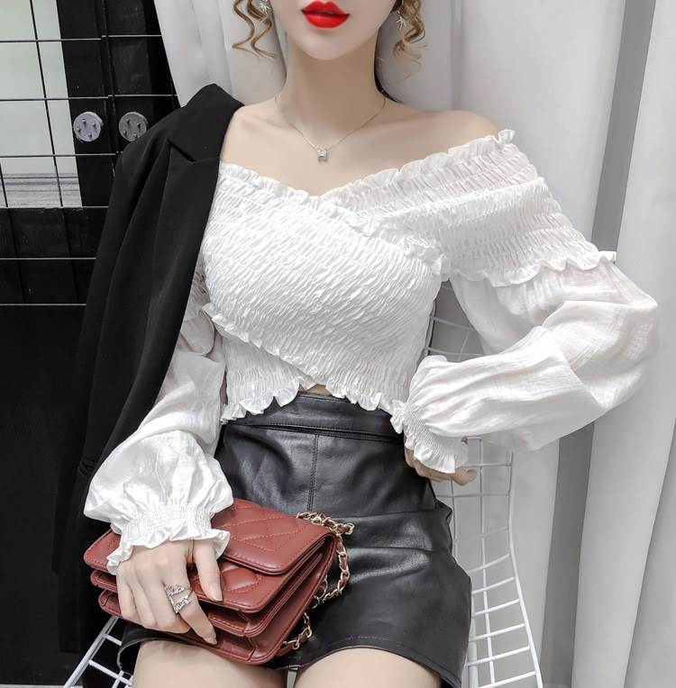 ショート丈 Vネック カシュクール シャツ ブラウス トップス ショート 袖あり 長袖 フレアスリーブ Vネック オフショルダー オフショル 襟なし スリム 細身 フリル シャーリング かわいい 大人可愛い きれいめ シンプル カジュアル 大人 上品 おしゃれ お洒落 大人女子