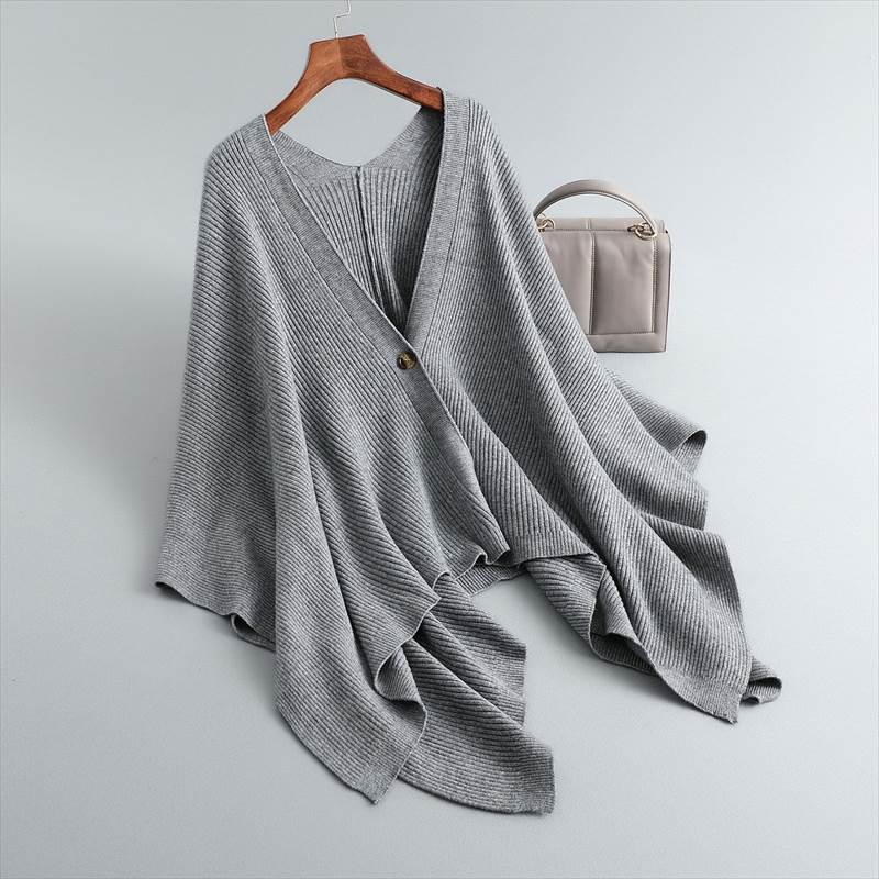 カーディガン ミディアム丈 袖あり 長袖 Vネック 襟なし レギュラー きれいめ 大人 上品 おしゃれ お洒落 かっこいい 大人女子 こなれ感 モダン 主役級 存在感 抜け感 オールマッチ ハイエンド 爽やか 高級感 シック 無地 春 秋 221 ランチ カフェ 1代 2代 3代