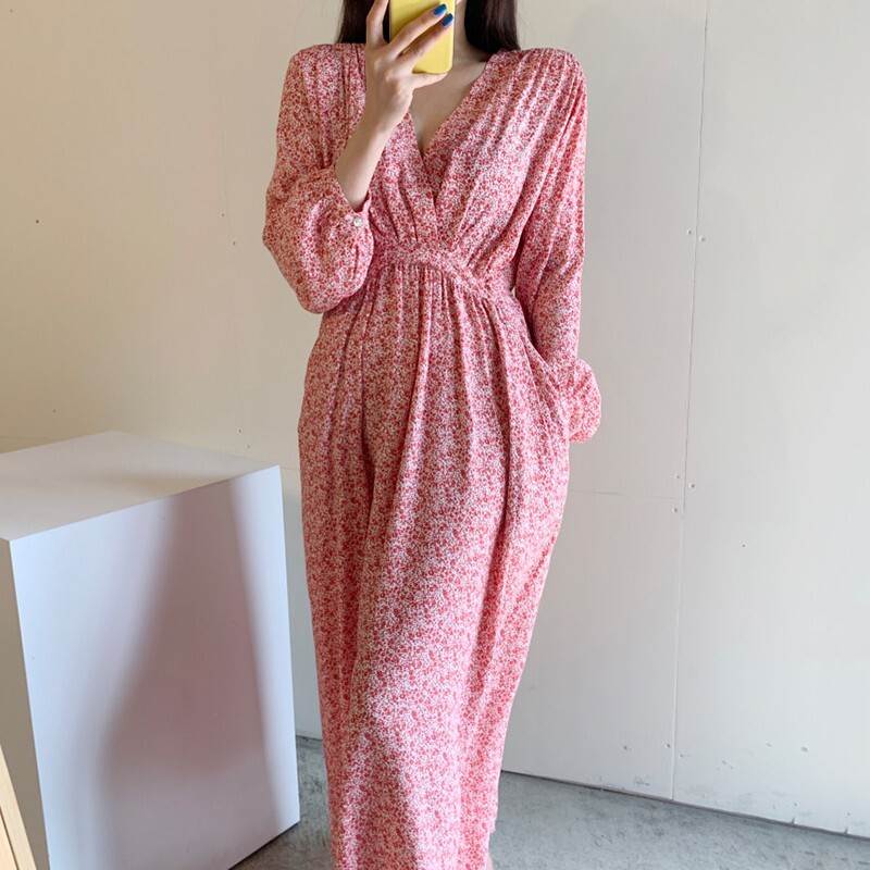 乐天商城 - 花柄 ロング丈 Vネック カシュクール ワンピース 膝下 ロング マキシ マキシ丈 袖あり 長袖 襟なし 切り替えデザイン リボン バックリボン ハイウエスト かわいい 大人可愛い カジュアル 大人 おしゃれ お洒落 大人女子 こなれ感 ルーズ 存在感 柄 小花柄 フラワー 春