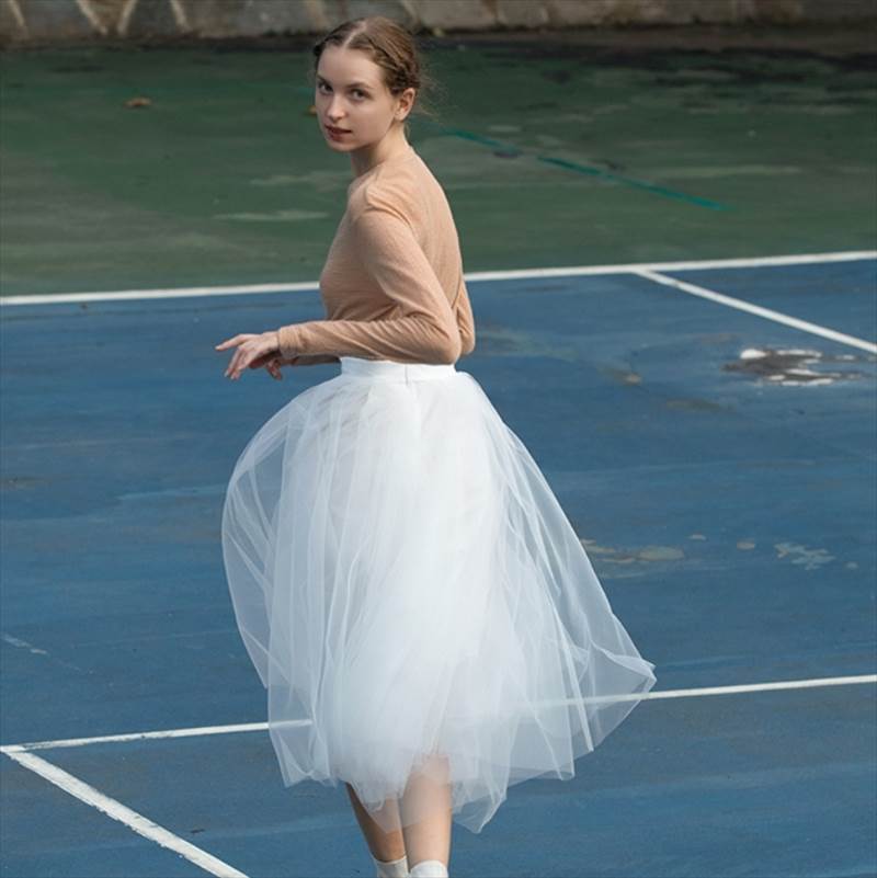 スカート ロング丈 Aライン チュール 透け感 かわいい 大人可愛い きれいめ シンプル おしゃれ お洒落 ガーリー 春 夏 秋 1代 2代 レディース デート お出かけ ファッション 韓国 オルチ 韓国 オルチャン