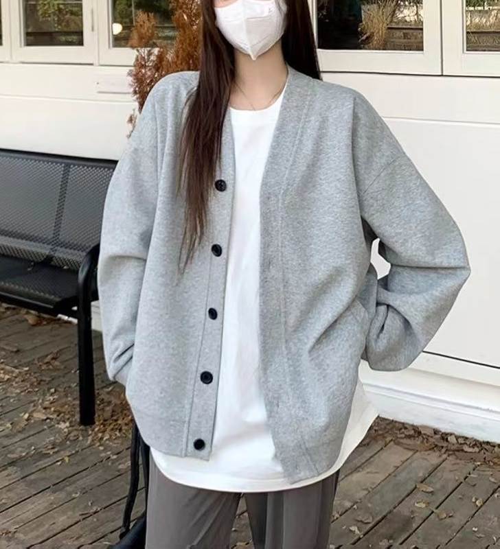 乐天商城 - ドロップショルダー ルーズ カーディガン レディース トップス 上着 羽織 丈長 ミディアム 長袖 Vネック 襟なし オーバーサイズ ポケット 前開き ボタン かわいい 大人可愛い きれいめ シンプル カジュアル おしゃれ こなれ感 ルーズ 無地 春 秋 冬 ママ 通勤 学生 学校