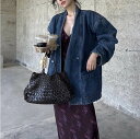 スタンドカラー 長袖 デニムジャケット レディース トップス ジャケット アウター 上着 羽織 丈長 ミディアム 長袖 ドロップショルダー Vネック 襟付き オーバーサイズ ポケット 前開き ボタン デニム ブルーデニム かわいい 大人可愛い シンプル カジュアル おしゃれ