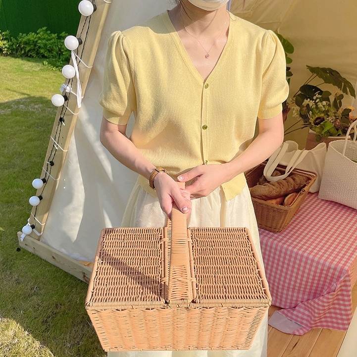 樂天商城 - レディース トップス カットソー ニット カーディガン アウター 上着 ショート ミディアム 半袖 パフスリーブ Vネック 襟なし ストレート 前開き ボタン 薄手 大人可愛い きれいめ シンプル 上品 ナチュラル 無地 春 夏 秋 会議