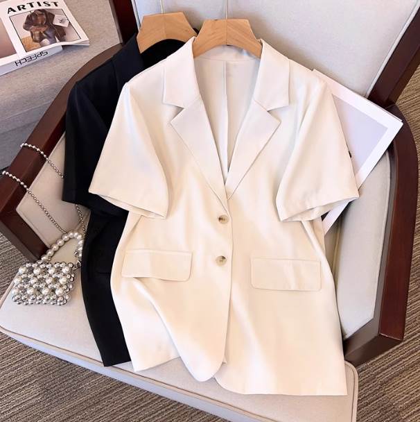 乐天商城 - レディース トップス ジャケット スーツ アウター 上着 前開き 半袖 5分袖 襟付き ストレート ポケット ボタン 大人可愛い きれいめ シンプル 上品 おしゃれ 無地 春 夏 秋 ロングシーズン 会議 ミーティング 10代 20代