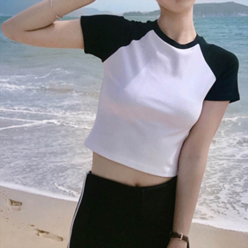 乐天商城 - バイカラークロップドTシャツ ショート丈半袖Tシャツ レディース トップス シャツ Tシャツ ミニ ショート クロップド丈 半袖 ラウンドネック クルーネック タイト スリム 細身 ストリート 切り替えデザイン バイカラー 配色 かわいい