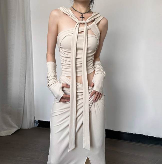 レディース スカート トップス セットアップ アンサンブル 膝下 ロング マキシ 袖なし ノースリーブ タイト スリム 細身 ストレート Iライン 背中開き フェミニン スリット サイドスリット きれいめ 上品 おしゃれ かっこいい レトロ