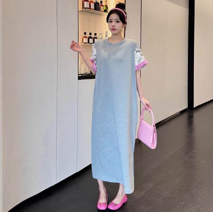 甘め 休日スタイル 夏コーデ ワンピース マキシ 半袖 ラウンドネック 切り替え ドッキング かわいい 大人可愛い カジュアル おしゃれ レトロ こなれ感 ガーリー 個性的 エレガント 抜け感 ヴィンテージ ラブリー キュート