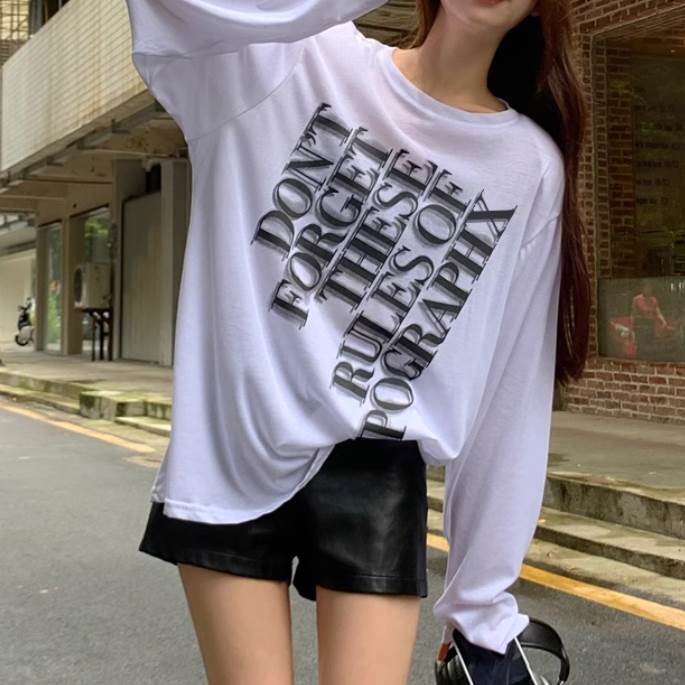 レディース トップス ロンT プルオーバー 長袖 萌袖 ワイド オーバーサイズ 伸縮性 かわいい 大人可愛い きれいめ シンプル カジュアル おしゃれ かっこいい レトロ こなれ感 ラフ ガーリー ルーズ 個性的 クール 主役級 存在感