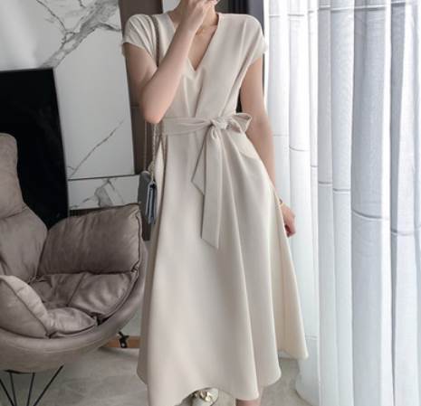 乐天商城 - Vネックロングワンピース ワンピース ロング丈 袖あり 半袖 Vネック フレア Aライン リボン ウエストリボン 0 爽やか かわいい 大人可愛い シンプル カジュアル 大人 上品 おしゃれ レトロ 主役級 無地 春 夏 10代 20代 30代 40代 50代 レディース ママ 女の子 オフィス