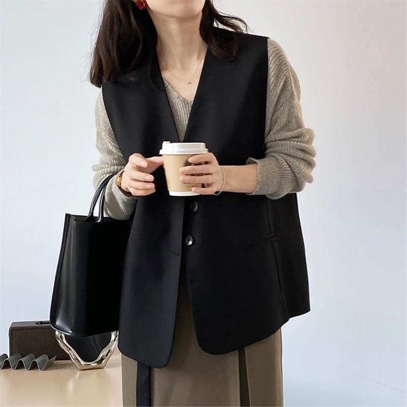 ベスト トップス ベスト 袖なし ノースリーブ Vネック 前開き かわいい 大人可愛い...