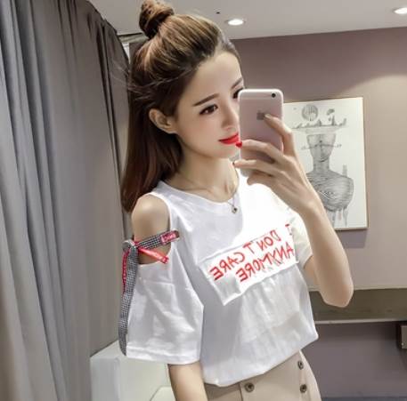 樂天商城 - 袖デザインTシャツ トップス Tシャツ ロング丈 袖あり 半袖 ロゴ入り 綿 爽やか かわいい きれいめ シンプル カジュアル 上品 おしゃれ 大人可愛い ラブリー キュート 爽やか ナチュラル 無地 柄 春 夏 10代 20代 30代 40代 ママ 女の子 ポップ 学生 通学 デート