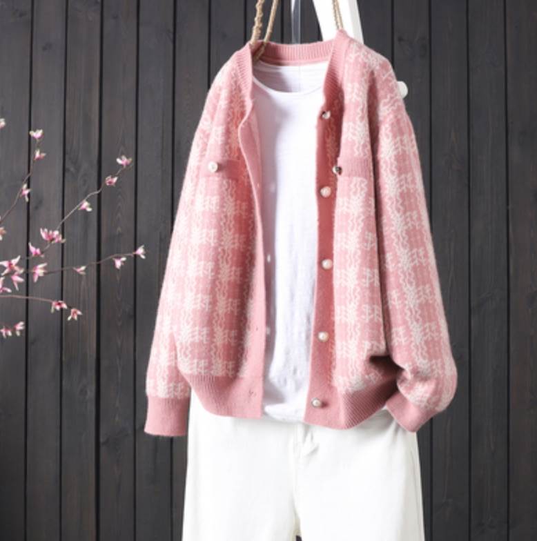 トップス デート かわいい 大人可愛い きれいめ シンプル カジュアル 大人 上品 おしゃれ お洒落 大人女子 主役級 存在感 お出かけ 女子会 休日 旅行 着回し ファッション コーデ スタイル モテ トレンド 流行 インスタ映え