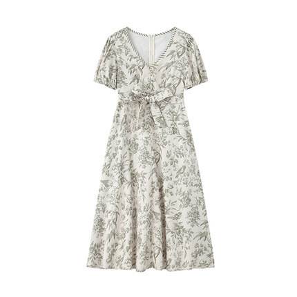 ワンピース デート かわいい 大人可愛い きれいめ カジュアル 大人 上品 おしゃれ お洒落 大人女子 主役級 存在感 お出かけ 女子会 休日 旅行 着回し ファッション コーデ スタイル モテ トレンド 流行 インスタ映え