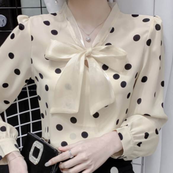 トップス デート シャツ ブラウス カットソー かわいい 大人可愛い きれいめ シンプル カジュアル 大人 上品 おしゃれ お洒落 大人女子 主役級 存在感 お出かけ 女子会 休日 旅行 着回し ファッション コーデ スタイル モテ トレンド 流行 インスタ映え(4.0)