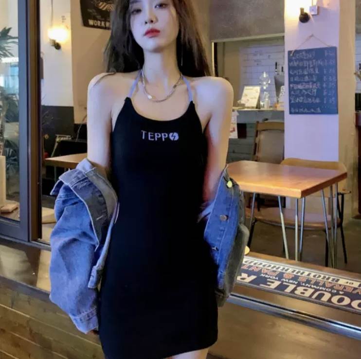 ワンピース ワンピドレス ショート ショート丈 袖なし ノースリーブ スリム タイト 細身 かわいい 大人可愛い きれいめ シンプル カジュアル 上品 おしゃれ お洒落 かっこいい レトロ 大人女子 こなれ感 ラフ 個性的 クール モード系 エレガント 主役級 存在感 夏 10代