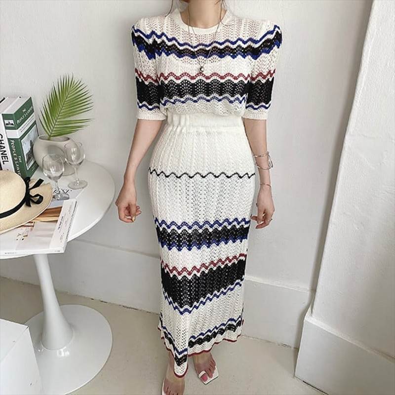 セットアップ 2色 トップス＆タイトスカートセット ニット マルチボーダー 半袖 韓国