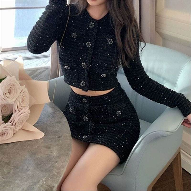 Sequined tweed setupミニ ラメ感 かわいい 大人可愛い きれいめ 上品 おしゃれ かっこいい レトロ 主役級 存在感 とろみ感 都会的 花柄 誕生日 入学式 入園式 卒業式 卒園式 謝恩会 デート お出かけ イベント 旅行 レストラン 休日 バカンス ホテル 発表会 コンサート