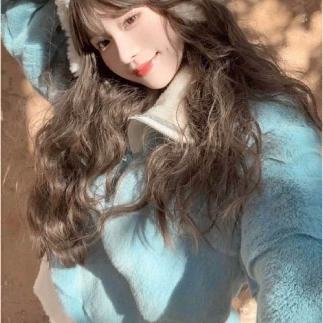 乐天商城 - アウター ミディアム丈 上着 長袖 フード付き 前開きファスナー もこもこ かわいい 大人可愛い きれいめ シンプル 上品 おしゃれ かっこいい レトロ ラフ ルーズ こなれ感 個性的 主役級 存在感 抜け感 冬 シーズンレス キュート メンズライク ナチュラル ベーシック