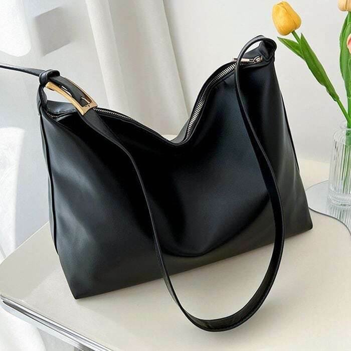 乐天商城 - ソフト ショルダーバッグ 3色展開 バッグ ショルダー 斜めがけ 肩がけ 便利 柔らかい A4OK A4書類 2way 四角 フェイクレザー かわいい 大人可愛い きれいめ シンプル お洒落 無地 オフィス ビジネス OL 通勤 通学 デート お出かけ 普段使い 高見え ユニセックス 春 夏