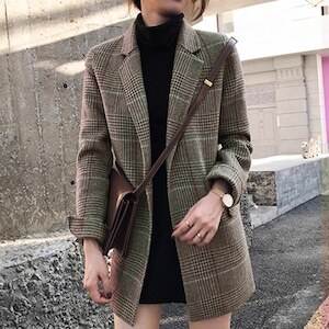 樂天商城 - レディース ジャケット テーラードジャケット 長袖 襟付き 角襟 セミフレア スリム 細身 前開き 大人可愛い きれいめ シンプル 上品 おしゃれ かっこいい ガーリー クール モード系 エレガント モダン とろみ感 都会的 クラシカル グレンチェック 秋 冬 クリスマス