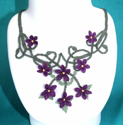 イーネオヤのネックレス