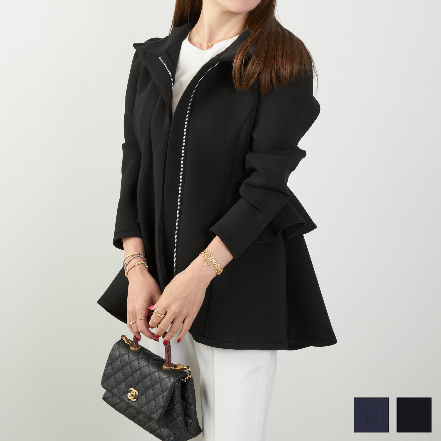 レディース ライトアウター 長袖 大人カジュアル オフィス きれいめ 体型カバー ペプラム スタンドカラー 春 秋 ジョイントスペース ダンボールニット フード付き フリル ジャケット Liala×PG 全2色｜lpg241-2183【1】のサムネイル