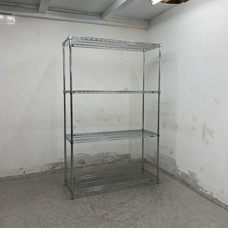 商品詳細画像【中古】 A08929 ワイヤーシェルフ 4段 マルゼン W1220 x D460 x H1900 mm　【業務用】【厨房用】【車上渡し又は営業所止め】複数在庫有り◆商品詳細◆&nbsp;◆商品名:ワイヤーシェルフ 4段 マルゼン&nbsp;◆サイズ：W1220 x D460 x H1900 mm&nbsp;◆程度：【中古】&nbsp;◆備考：棚素材：スチール・クロームメッキ＋エポキシコーティング加工、　ポール素材：ステンレスポール・SUS304、　棚板　4枚、　アジャスト脚（水平取り用）調整可、　キズあり、　 ※分解して梱包・発送致しますので届きましたらお客様にて組み立てをお願い致しますこちらの商品は貨物便での発送になりますので、法人様もしくは店舗へのお届けのみ直送できます。個人名様ですと最寄りの営業所止めにての発送になりますので、法人名か店舗名がある場合はお知らせください。また、貨物便は【車上渡し】となりますので、荷下ろし対応（人手確保含む）が必要です。時間帯指定及び午前・午後の指定などはできませんので、ご了承ください。(日にち指定は日・祝日以外可)配達指定日がご注文から2週間以降のお客様は『ご注文前』にお問い合わせ下さい。弊社の商品をご検討されているお客様へトラブル防止の為、下記の【荷受けの注意事項】を必ずお読み下さい。&nbsp;◆付属品は画像に写っているものが全てです。&nbsp;◆受渡方法・発送ランク：「 sa ランク 」受渡方法、配送料金は商品ページの最下部にてご確認願います。&nbsp;