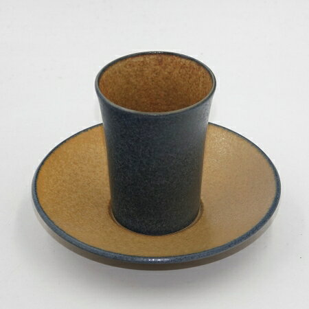 サイズ 　 　カップ：口部分直径約70mm×高さ約90mm 　　ソーサー：直径約150mm×高さ約30mm