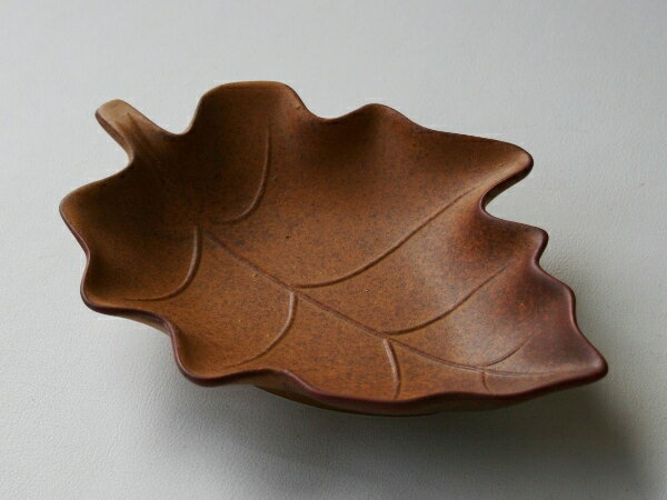 枯葉色　葉っぱ皿　Lサイズ　21cm木の葉型皿