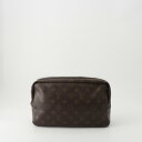 ルイヴィトン ポーチ モノグラム トゥルース トワレット28 M47522 LOUIS VUITTON ヴィトン バック セカンドバッグ 【安心保証】 【中古】 ルイ・ヴィトン モノグラム ルイ ヴィトン ポーチ ルイ ヴィトン LOUIS VUITTON