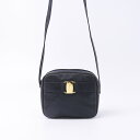 フェラガモ ポーチ レザー ヴァラ ショルダーポーチ Ferragamo 【安心保証】 【中古】