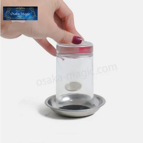 大阪マジックのコインinグラス～Coin in Glass～|イリュージョン,大阪マジック,マジック,手品,販売,ショップ,マジシャン,大阪,osaka,magic｜アングル2