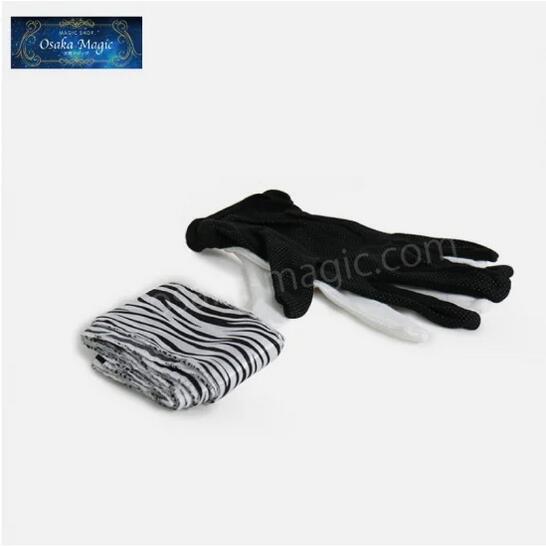 大阪マジックのグローブtoストリーマー～Glove to Streamer～|イリュージョン,大阪マジック,マジック,手品,販売,ショップ,マジシャン,大阪,osaka,magic｜アングル2