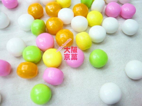 【メール便送料無料】大阪京菓ZRおかし企画 750gかためのカラーボールラムネ〔1380円〕×1袋 +税