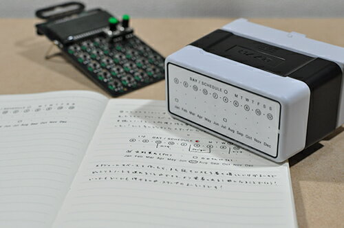 ノートの途中からでも作れるデイリー スタンプ スケジュール 日別 手帳 浸透印 シャチハタタイプ ハンコ [7534001]のサムネイル