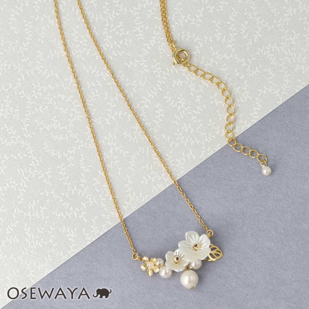 【楽天スーパーSALE 半額】ネックレス ニッケルフリー メタル パール トリプル フラワー 花 リーフ チェーン ショートネックレス | OSEWAYA アク...