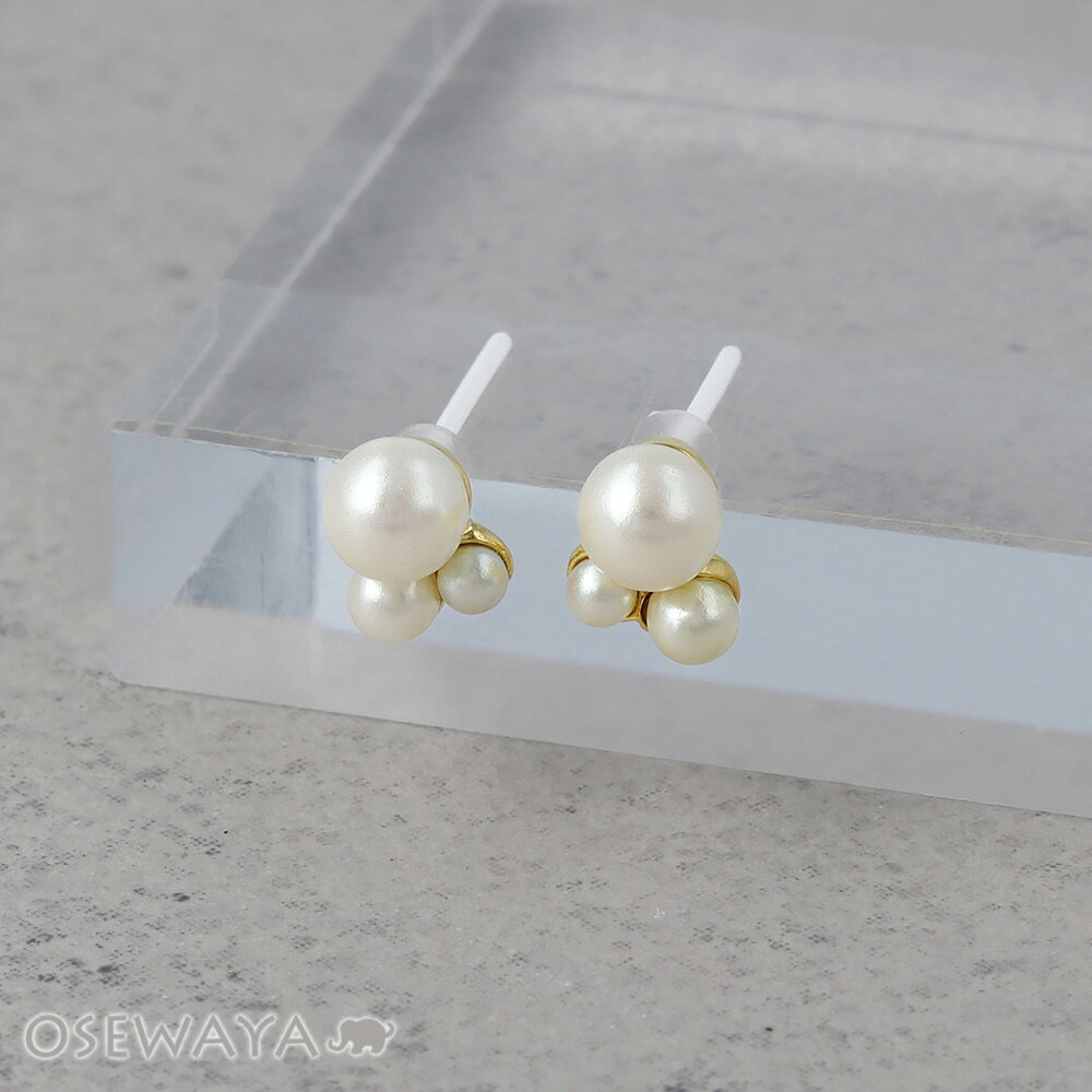 【5/23 限定4時間20％OFF】樹脂ピアス ニッケルフリー メタル トリプル パール セラミックポスト スタッドピアス | OSEWAYA アクセサリー レディース 女性 大人 プレゼント ギフト 結婚式 誕生日 おしゃれ オシャレ かわいい 可愛い