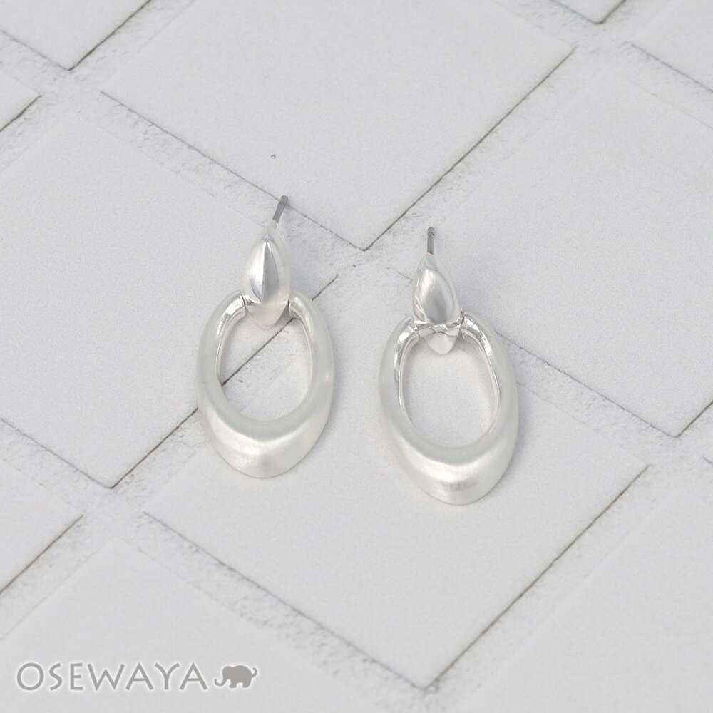 Rakuten - 【送料無料】ピアス ニッケルフリー neige. メタル アーモンド オーバル リング チタンポスト スタッドピアス | OSEWAYA アクセサリー レディース 女性 大人 プレゼント ギフト 結婚式 誕生日 おしゃれ オシャレ かわいい 可愛い